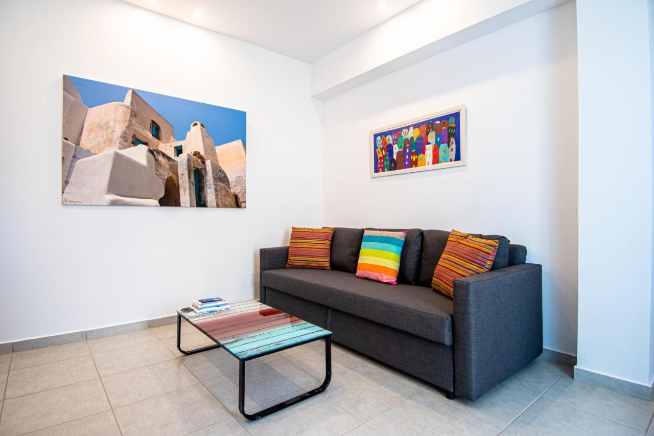Adelphi Apartments Perissa  Buitenkant foto