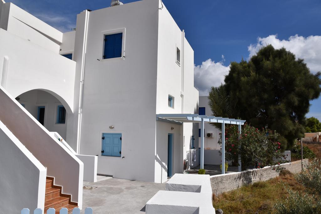 Adelphi Apartments Perissa  Buitenkant foto