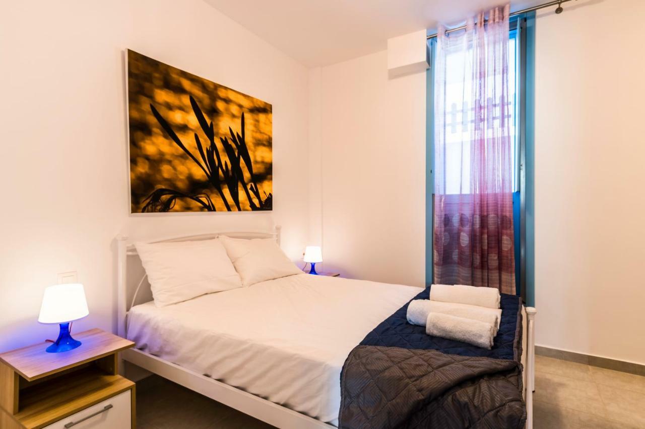 Adelphi Apartments Perissa  Buitenkant foto